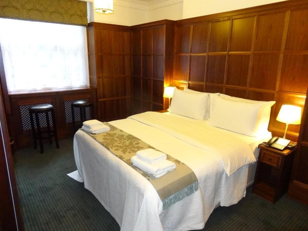 Regency House Hotel London Room photo